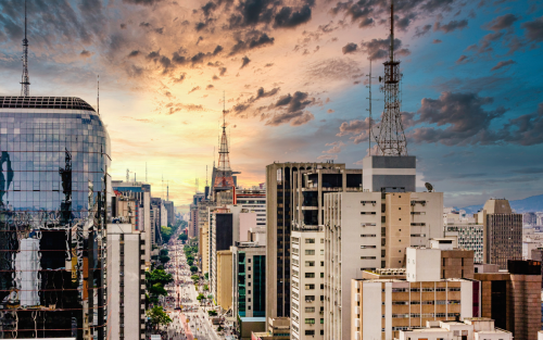 O apelo da Avenida Paulista para prédios corporativos está de volta