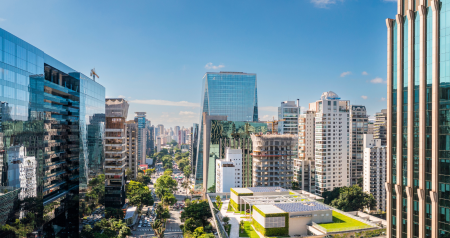 O Globo: São Paulo tem ano recorde para escritórios, com volta ao presencial e avanço do PIB