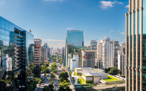 O Globo: São Paulo tem ano recorde para escritórios, com volta ao presencial e avanço do PIB
