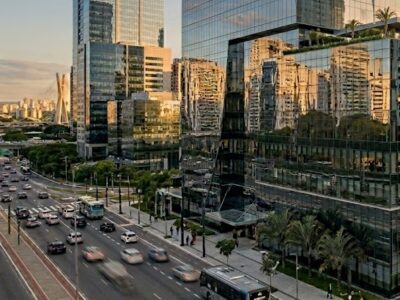 Preço por metro quadrado de escritório sobe 4,5% em São Paulo no 4T24